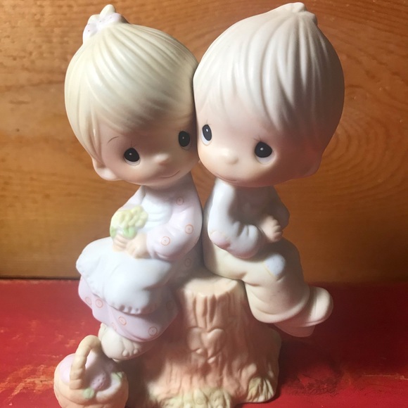 Vintage 1978 Precious Moments/Love One Another